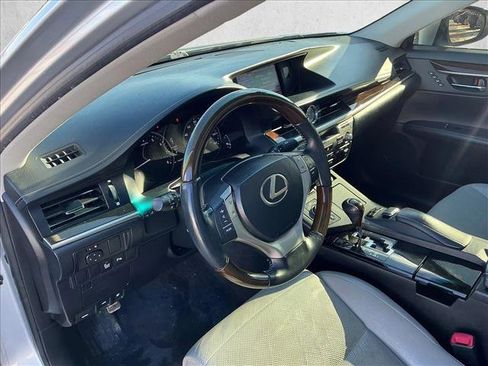Used 2013 Lexus ES 350 image 10