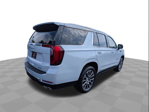 New 2026 GMC Yukon Denali w/ Denali Reserve Package AWD/4WD image 4