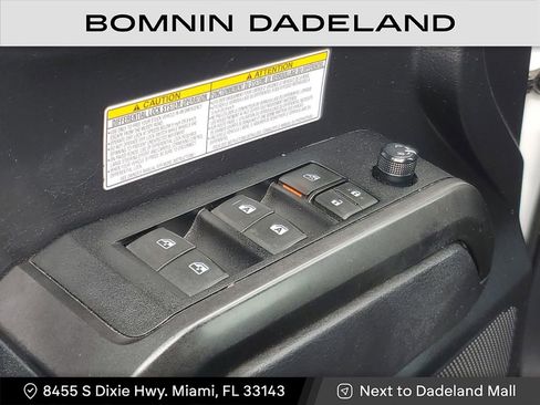 Used 2020 Toyota Tacoma TRD Off-Road image 13