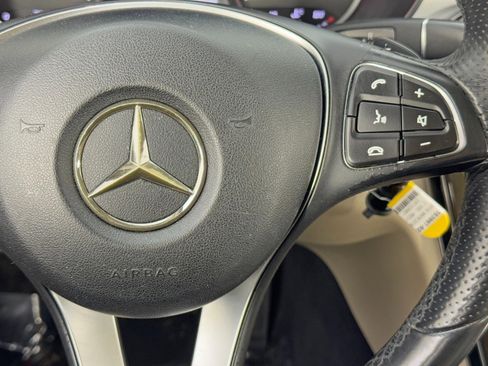 Used 2016 Mercedes-Benz C 300 Sedan image 23