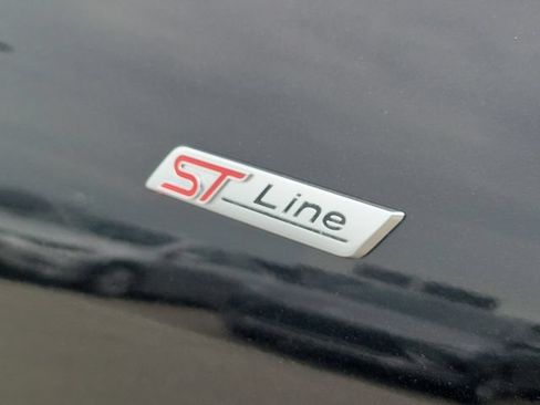 Used 2025 Ford Escape ST-Line Select AWD/4WD image 9