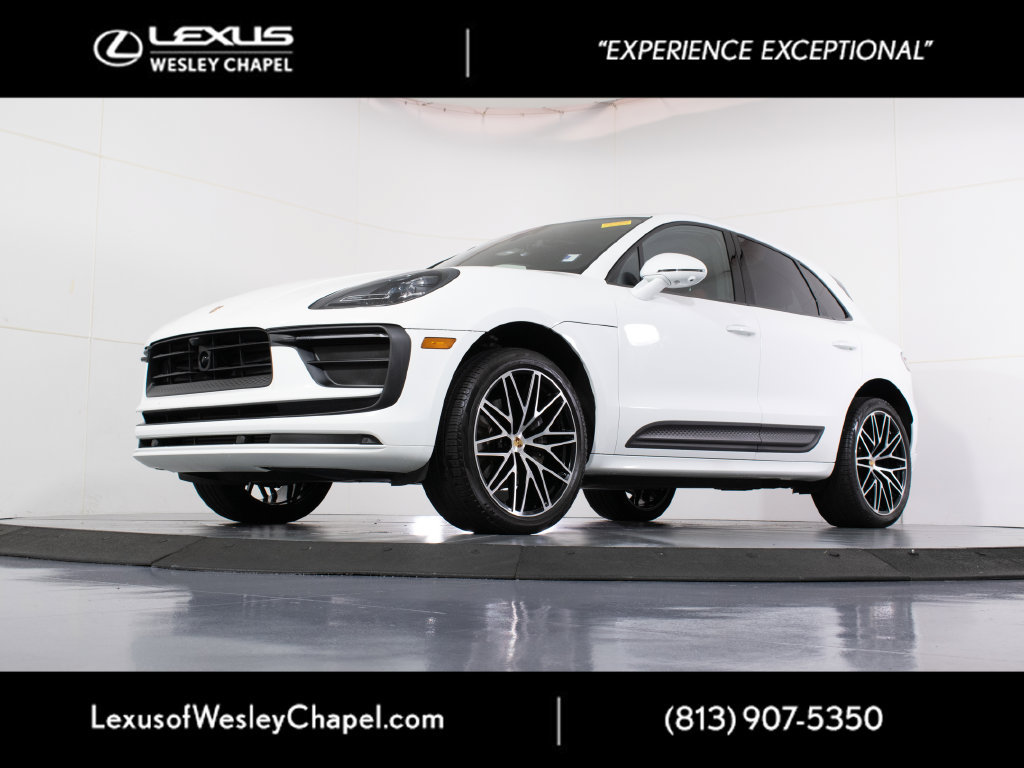 Used 2024 Porsche Macan AWD/4WD image 8