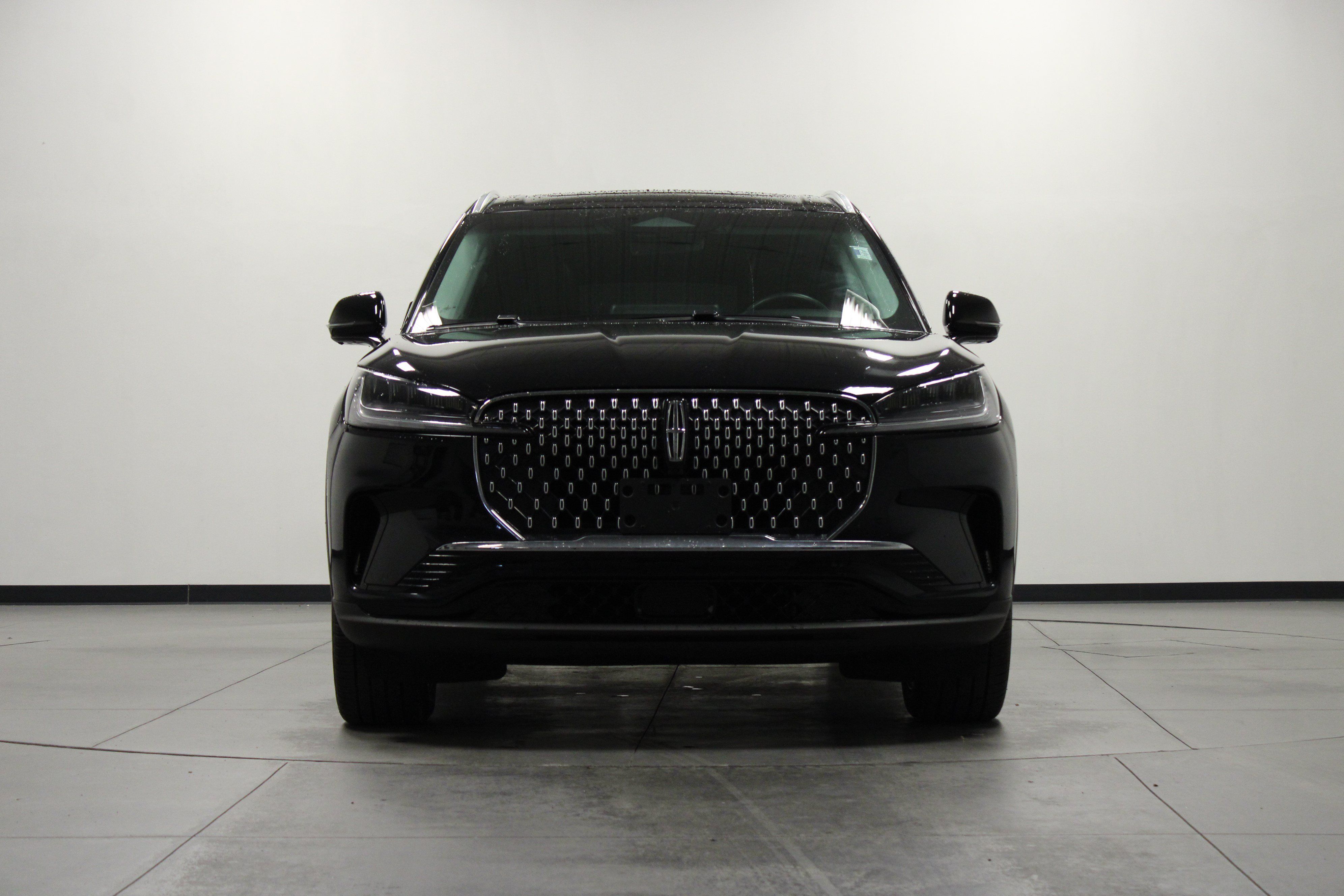 Used 2025 Lincoln Aviator AWD image 9