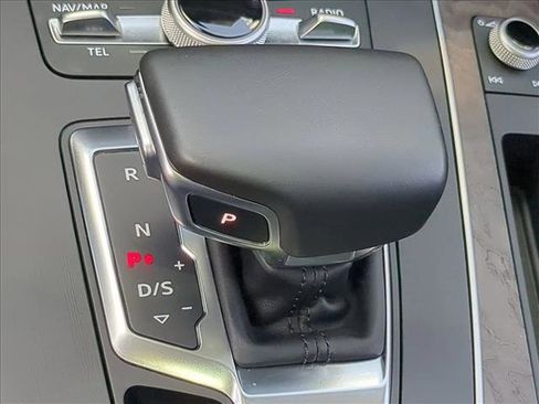 Used 2018 Audi Q5 Prestige AWD/4WD image 12