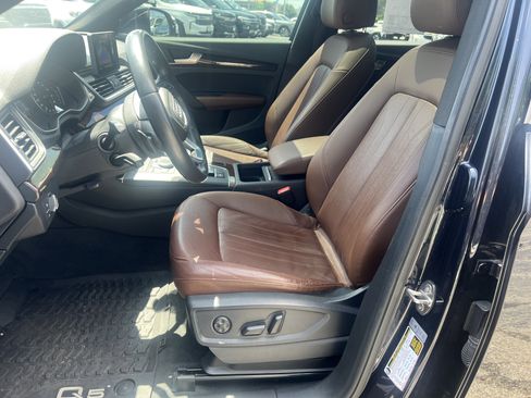 Used 2020 Audi Q5 2.0T Premium w/ Convenience Package AWD/4WD image 9