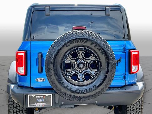 Certified 2025 Ford Bronco Big Bend w/ Black Diamond Package AWD/4WD image 5