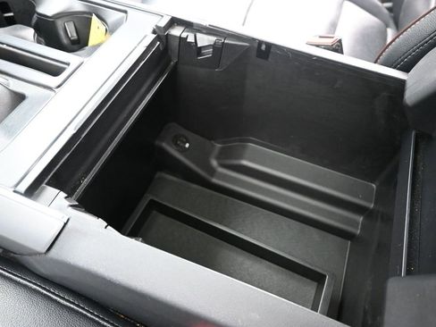 Used 2022 Ford F150 Lariat w/ Max Trailer Tow Package image 36