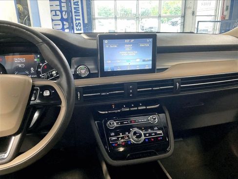 Used 2020 Lincoln Corsair AWD w/ Equipment Group 101A image 18