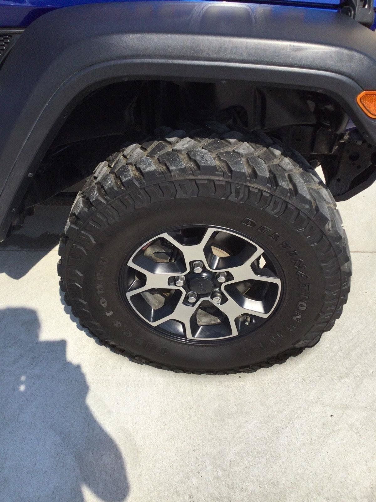 Used 2018 Jeep Wrangler Unlimited Rubicon AWD/4WD image 11