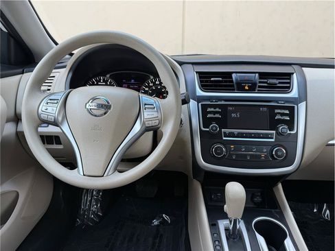 Used 2017 Nissan Altima 2.5 S w/ Power Driver Seat Package FWD image 14