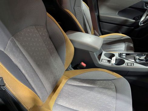 Used 2025 Subaru Crosstrek 2.5i Sport w/ Crosstrek Mirror Package image 19