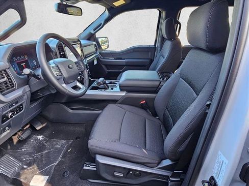 New 2025 Ford F150 XLT w/ Equipment Group 302A MID image 4