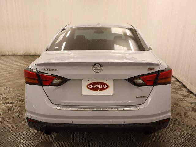 Used 2023 Nissan Altima 2.0 SR FWD image 3