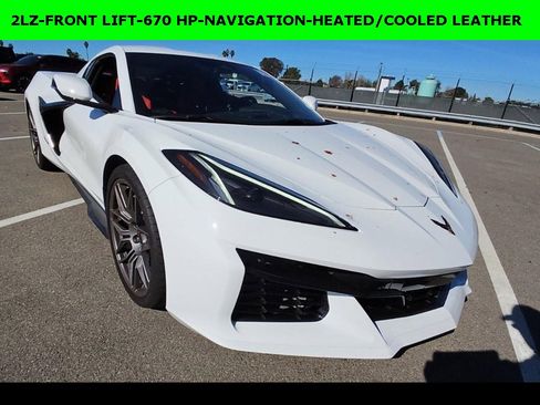Used 2025 Chevrolet Corvette Z06 w/ Battery Protection Package image 1
