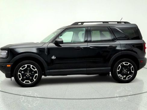 Used 2023 Ford Bronco Sport Outer Banks w/ Tech Package AWD/4WD image 8