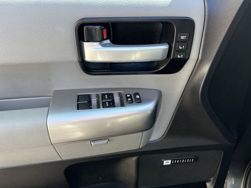 Used 2020 Toyota Sequoia Limited w/ Safety & Convenience Package image 15