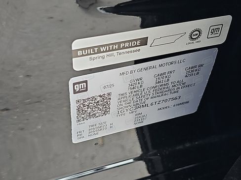 New 2026 Cadillac Vistiq Platinum w/ LPO, Floor Liner Package image 42