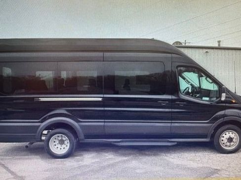 Used 2025 Ford Transit 350 XL image 4