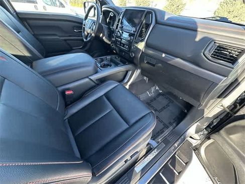 Used 2023 Nissan Titan PRO-4X w/ Pro-4x Convenience Package image 19
