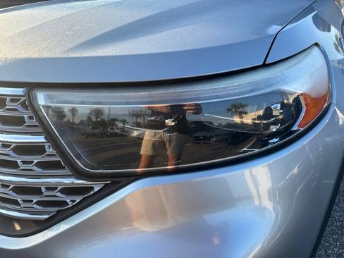 Used 2020 Ford Explorer Limited RWD image 10