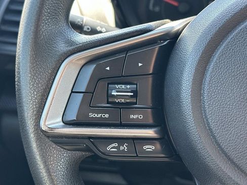 Used 2019 Subaru Crosstrek 2.0i AWD/4WD image 22