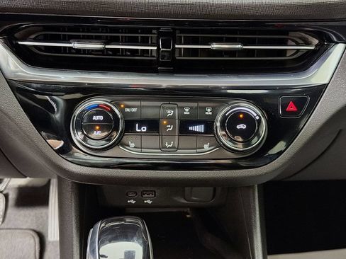 Used 2024 Buick Envista Sport Touring w/ Convenience I Package FWD image 18