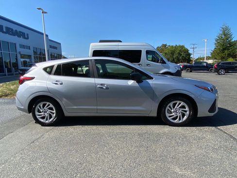 Used 2025 Subaru Impreza 2.0i image 8