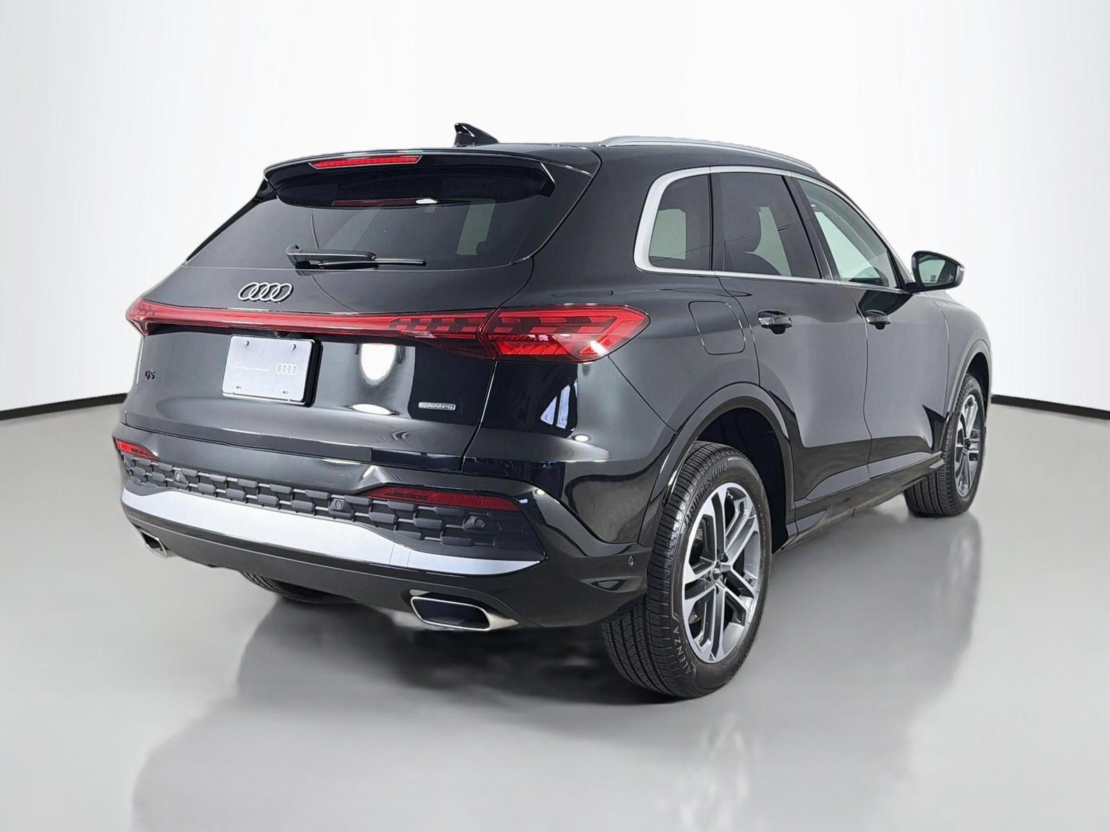 Certified 2026 Audi Q5 Premium Plus AWD/4WD image 7