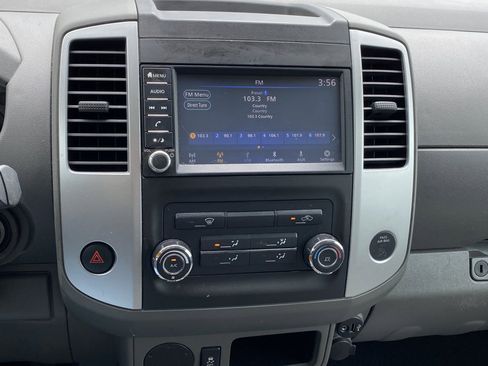 Used 2019 Nissan Frontier SV RWD image 16