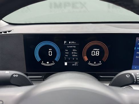 Used 2025 Hyundai Kona SEL image 21