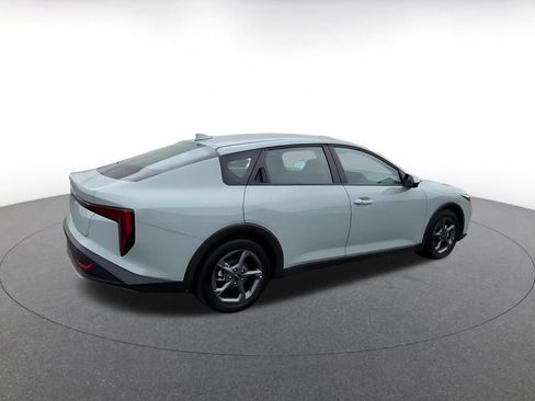 Used 2025 Kia K4 FWD image 13
