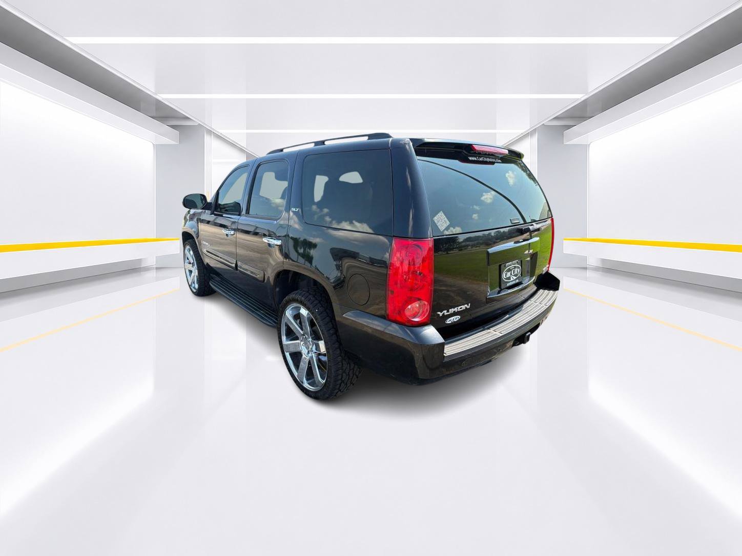 Used 2008 GMC Yukon SLT w/ SLT Preferred Equipment Group RWD image 6