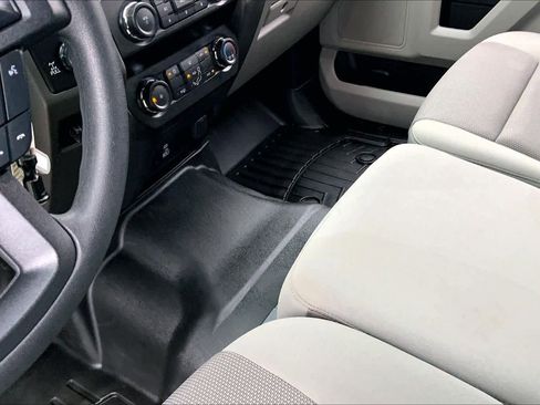 Used 2022 Ford F250 XL w/ STX Appearance Package AWD/4WD image 16