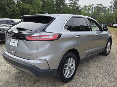 Used 2022 Ford Edge SEL AWD/4WD image 13