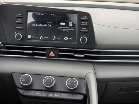 New 2026 Hyundai Elantra SE image 25