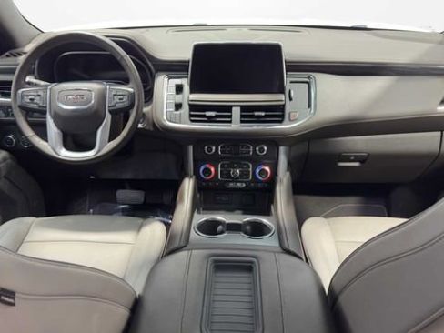 Used 2023 GMC Yukon XL SLT w/ SLT Premium Package RWD image 20
