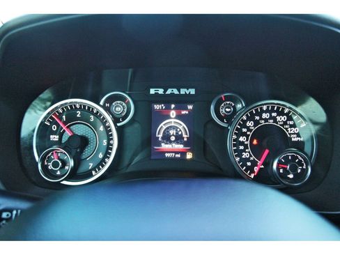 Used 2024 RAM 1500 Big Horn image 17