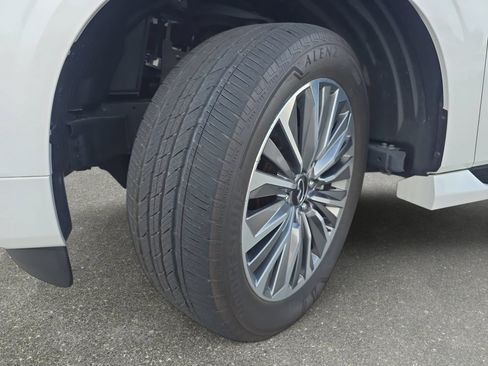 Used 2025 INFINITI QX80 Sensory AWD/4WD image 31
