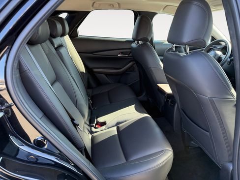 Certified 2025 MAZDA CX-30 AWD 2.5 S w/ Premium Package image 18