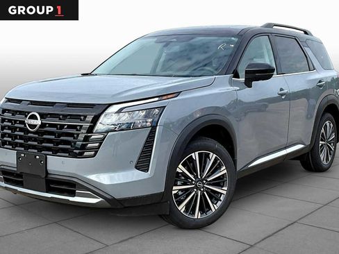 New 2026 Nissan Pathfinder Platinum AWD/4WD image 1