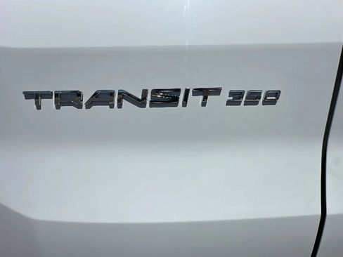 Used 2016 Ford Transit 350 148 Low Roof Wagon RWD image 4