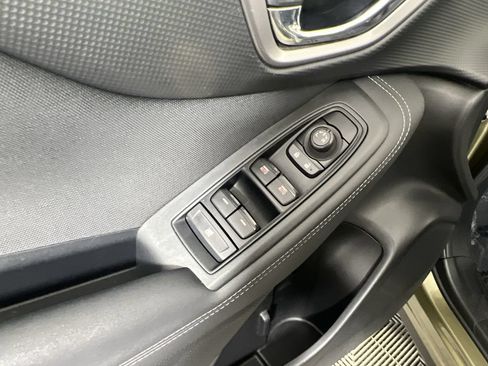 Used 2024 Subaru Forester Premium AWD/4WD image 22