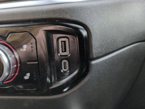 Used 2022 GMC Sierra 1500 Elevation w/ X31 Off-Road Package image 26