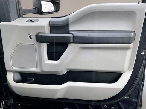 Used 2022 Ford F350 XL w/ Power Equipment Group image 25