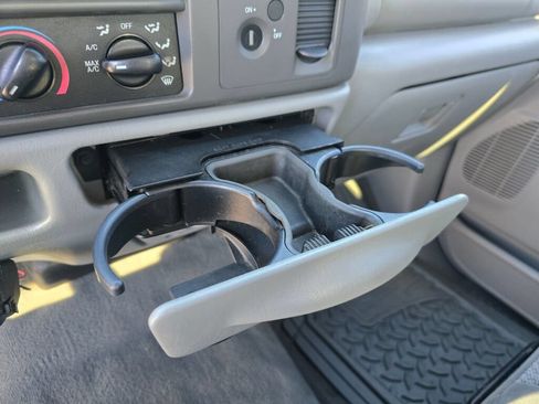 Used 2002 Ford F250 XLT AWD/4WD image 28