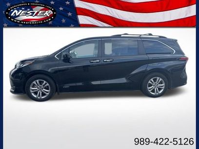 Used 2021 Toyota Sienna AWD
