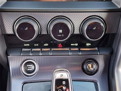 Used 2021 Jaguar F-TYPE R-Dynamic image 19
