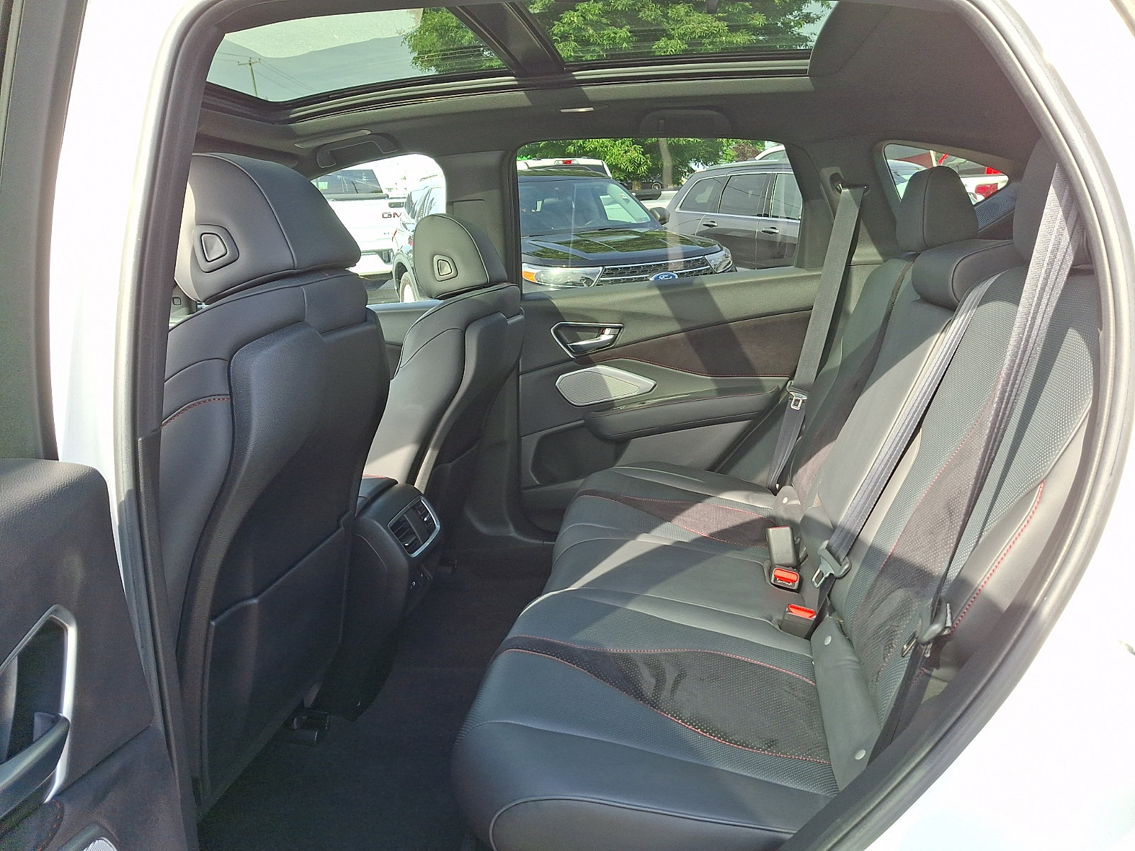 Certified 2023 Acura RDX w/ Advance Package AWD/4WD image 10