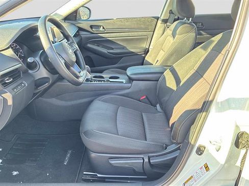Certified 2024 Nissan Altima 2.5 S image 19
