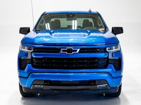Used 2022 Chevrolet Silverado 1500 RST w/ Z71 Off-Road Package AWD/4WD image 4